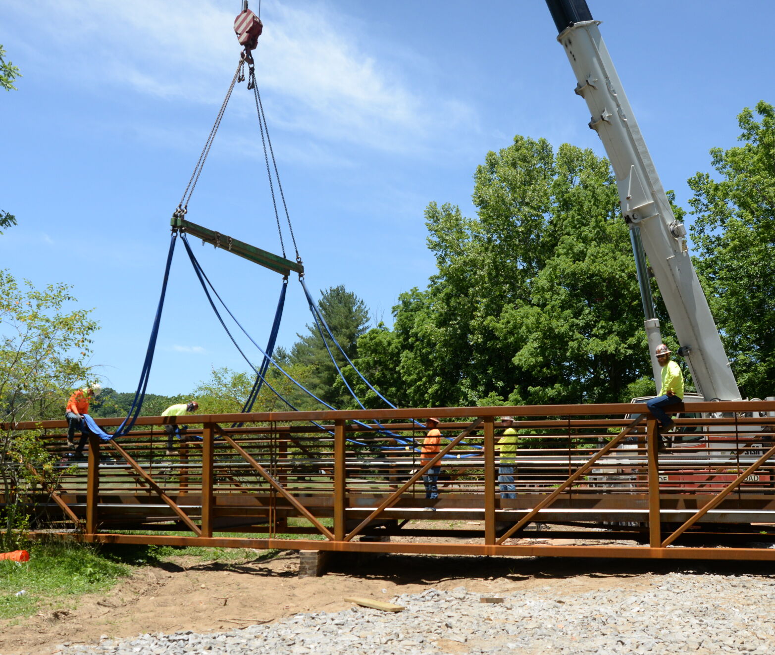 richland bridge installation 11.JPG